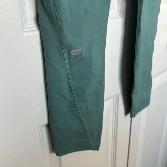 NWT Fabletics sparkly leggings S - Picture 6 of 8